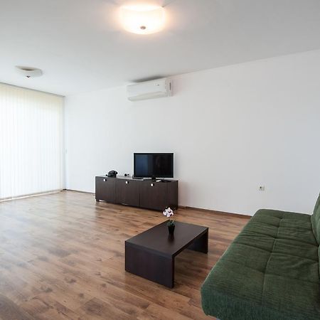 Momchil Villas Balcsik Kültér fotó