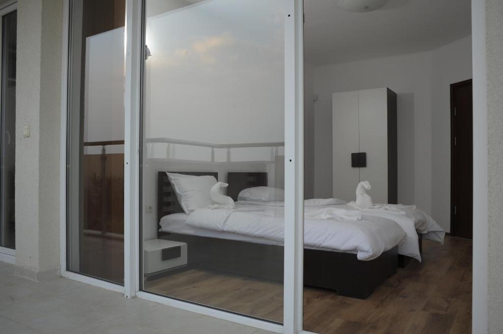Momchil Villas Balcsik Szoba fotó